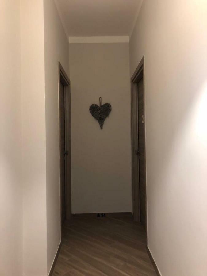 b&b Tre Passi Dalla Torre Montesarchio Esterno foto